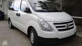 Grand Starex 15 Seater super shuttle 2017 vs urban Hiace Grandia