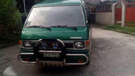Mitsubishi Versa Van diesel 2000 urvan hiace
