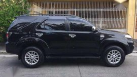 Toyota Fortuner 2008 AT Black For Sale