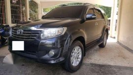 2012 Toyota Fortuner G Black AT 