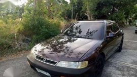 Honda Accord 1997 Red AT