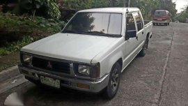 1998 Mitsubishi L200 Pick-up White MT