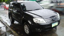 Ford Escape xls 2010 model 