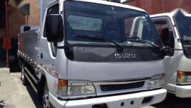 2016 Isuzu NPR ELF GIGA 14ft