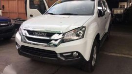 2017 Isuzu MUX LSA AT 179k low downpayment promo