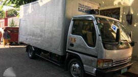 Isuzu Elf Aluminum Van 2009