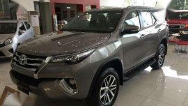 2017 Toyota Fortuner Best Deal at 125K DP