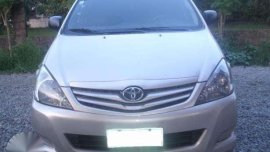 Toyota Innova E 2011