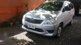 Toyota innoba E 2012