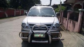 Mitsubishi Adventure 2010
