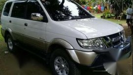 2012 Isuzu Crosswind XUV White MT 