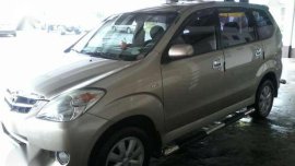 Toyota Avanza-2009 AT Golden For Sale
