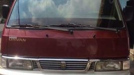 Nissan Urvan 2000 Red MT For Sale