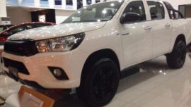 Toyota Hilux Fortuner 65k Promo