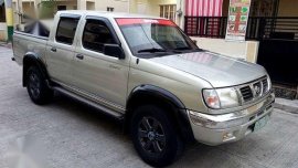 2002 Nissan Frontier Pickup 4x4 MT