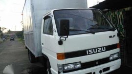 Isuzu Elf Aluminum close van