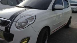 Kia Picanto 2011 White MT For Sale