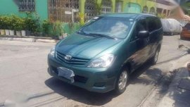 2010 Toyota Innova E AT Green For Sale