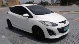 2010 Mazda 2 Hatchback Compact Car 