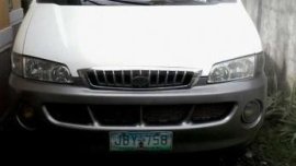 Hyundai Starex Van White 2006 MT