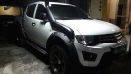 Mitsubishi Strada 4x2 Manual White