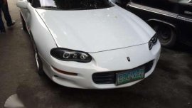 Chevrolet Camaro 1998 White AT 