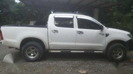 Toyota Hilux J 4x2 2011 model 