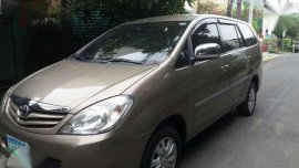 Toyota Innova 2010 Model AT Beige