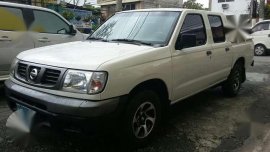 2012 Nissan Pickup Frontier White MT