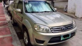 2009 FORD ESCAPE Automatic Beige