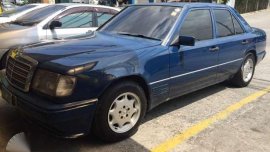Mercedes Benz 300D AT Blue For Sale