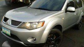 2008 Outlander Cash or FINANCING. matic gas 4x2 Mitsubishi