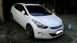 2011 Hyundai Elantra White MT 