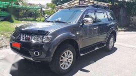 2012 Mitsubishi Montero GLS V