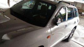 Hyundai Santa Fe White AT For Sale