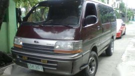TOYOTA HI ACE super custom 3L diesel