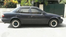 Toyota corolla xe 1998 MT