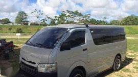 Toyota HiAce Commuter 2016 Grey 