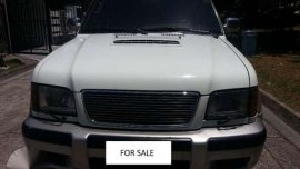 Isuzu Trooper LS 2003