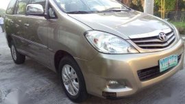 Toyota Innova G 2010 Beige For Sale