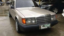 1988 Mercedes Benz 260E