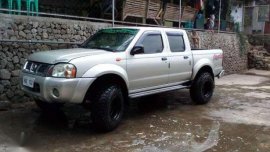 Nissan Frontier 2004 AT Silver For Sale 
