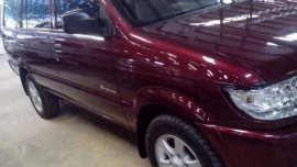 2013 Isuzu CROSSWIND XT Red MT
