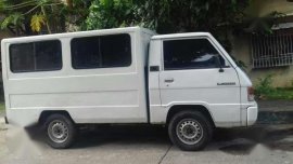 Mitsubishi FB L300 2002 White For Sale