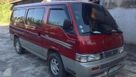 Nissan Urvan 2005 Red MT For Sale