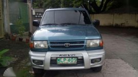 Toyota Revo SR manual