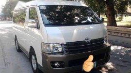 Hiace Super Grandia White MT For Sale