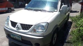 Mitsubishi Adventure GLS 2004