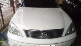2014 Nissan Sentra MT Gas White