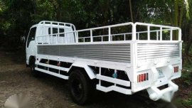 Isuzu elf dropside